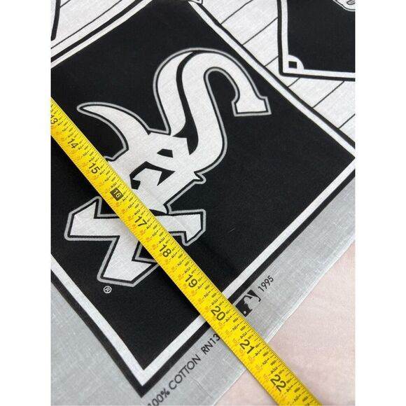 Vintage White Sox Bandanna Baseball - Picture 4 of 4